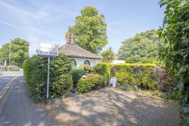 Somersall Lane, Somersall, Chesterfield 2 bed detached bungalow for sale
