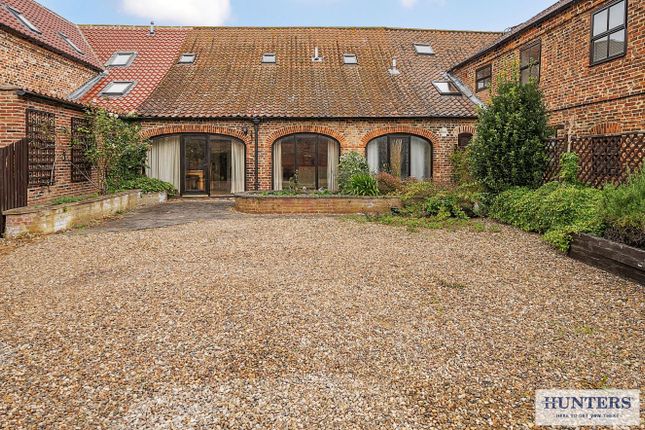 Foggathorpe, Selby 4 bed barn conversion for sale