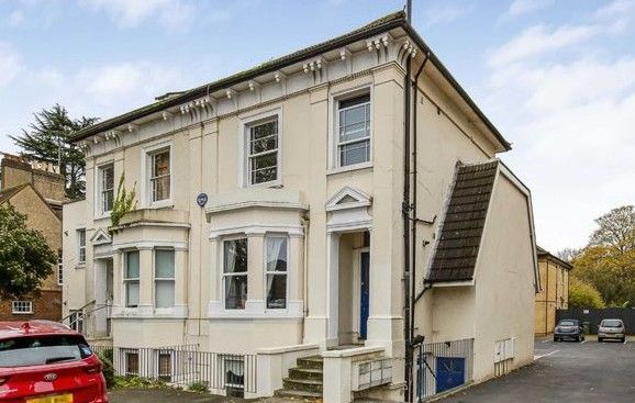 1 bed flat