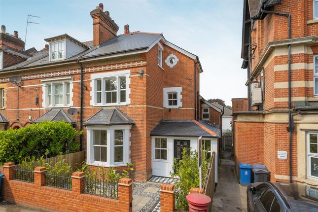 London Road, Ascot 5 bed townhouse for sale