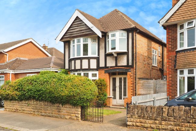 3 bed detached house