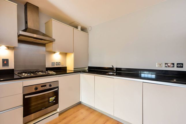 Tweedy Road, Bromley North, Bromley, BR1 1 bed flat for sale