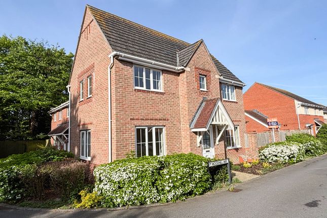 Wood Hill Way, Felpham 3 bed link detached house for sale