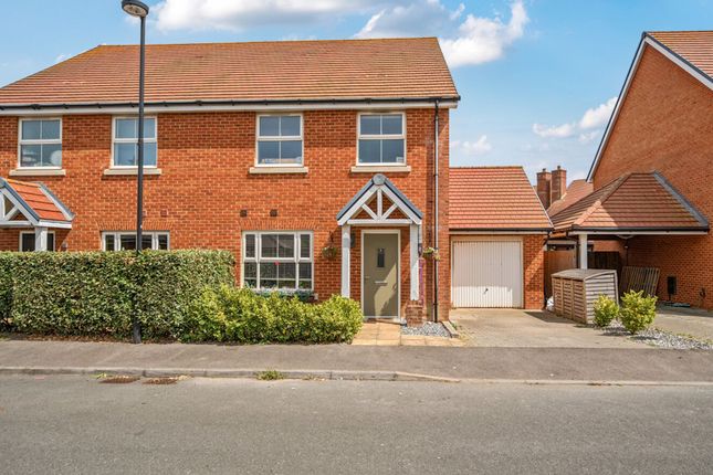 Beech Avenue, Bracklesham Bay, PO20 3 bed semi