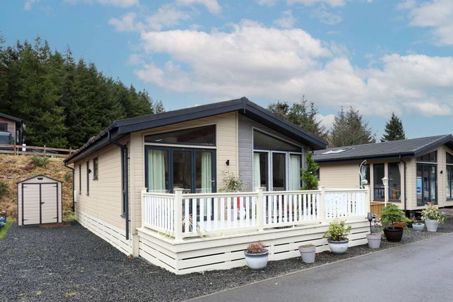 2 bedroom lodge for sale