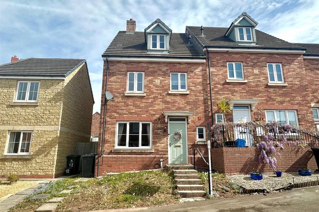 4 bedroom semi-detached house for sale