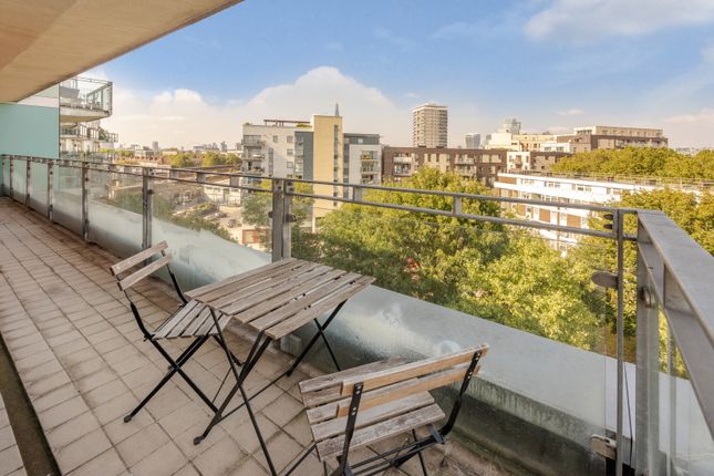 Eyot House, Sun Passage, London 2 bed flat for sale
