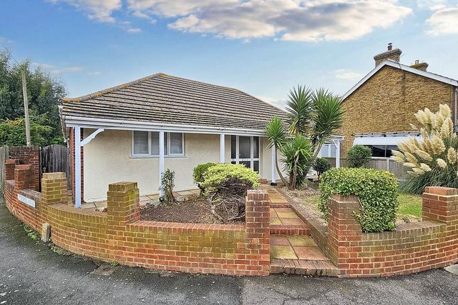 Sea Street, Herne Bay, CT6 8QY 4 bed chalet for sale