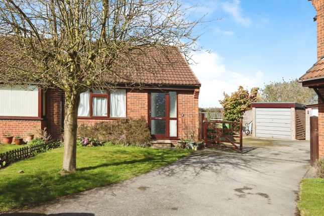 2 bedroom semi-detached bungalow for sale