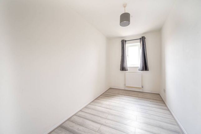 Chobham Road, Maryland, London, E15 2 bed flat for sale