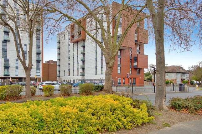 2 bed flat