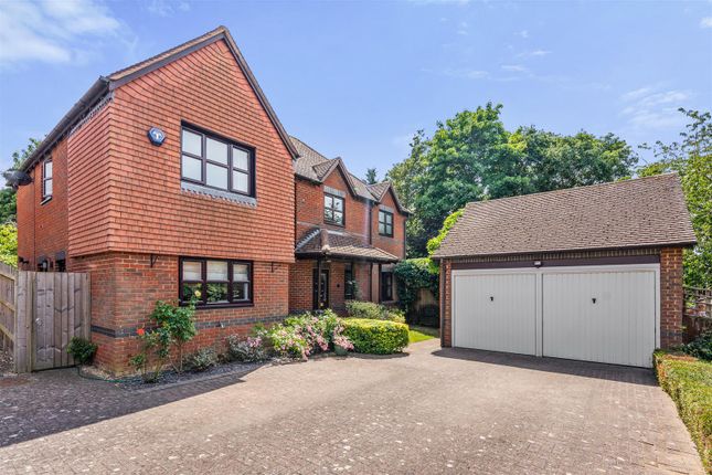 Ebbsgrove, Milton Keynes MK5 5 bed detached house for sale