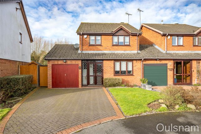Tall Trees Close, Catshill... 3 bed link detached house for sale