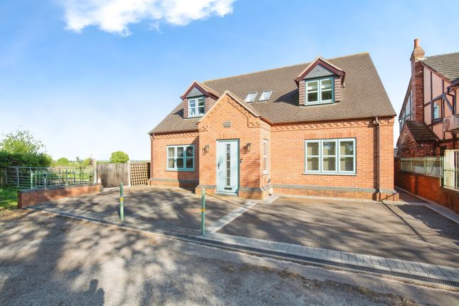 Green Lane, Grendon, Atherstone 4 bed detached bungalow for sale