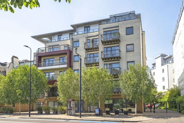 Clapham Road, London SW9 2 bed flat for sale