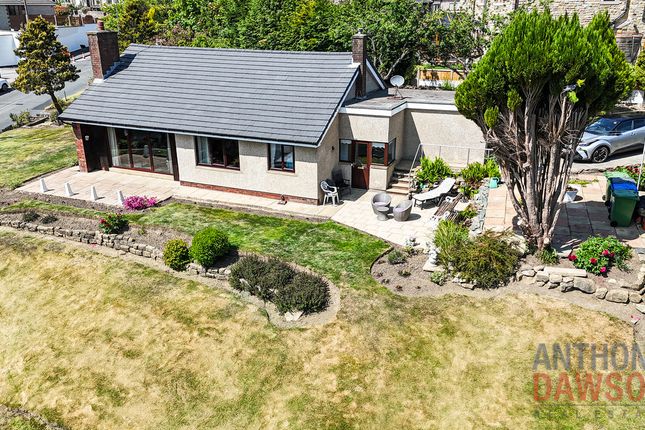 Cotton Tree Lane, Colne, BB8 3 bed detached house for sale