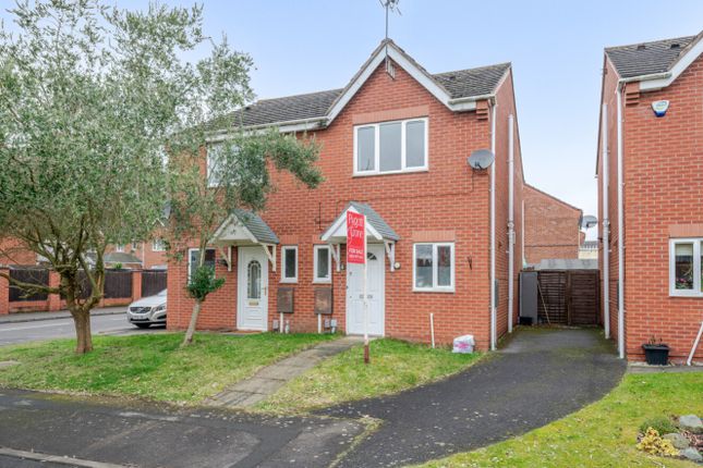Wentworth Way, Lincoln, Lincolnshire... 2 bed semi