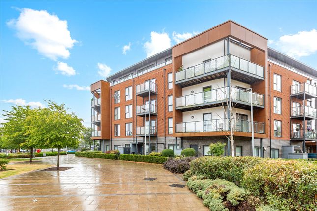 Gubbins Lane, Harold Wood, Romford, RM3 1 bed apartment for sale
