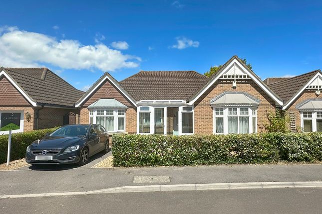 Paddock Gardens, Lymington SO41 4 bed detached bungalow for sale