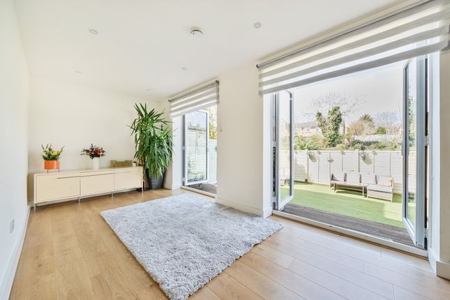 Canal Walk, London 4 bed terraced house for sale