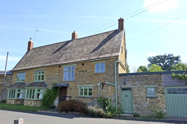 Sibford Ferris, Nr Banbury, Oxfordshire 4 bed detached house for sale