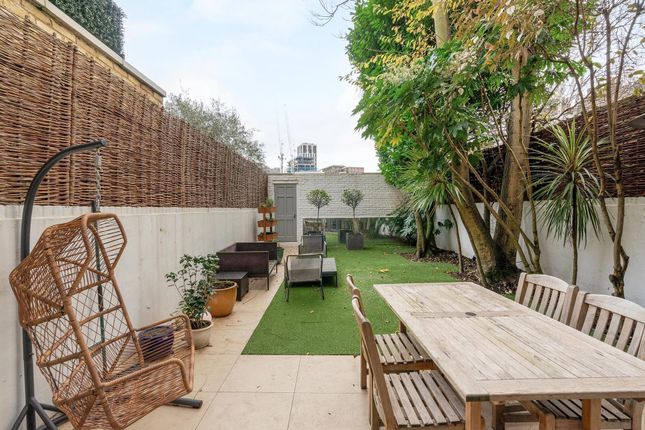 Moore Park Road, London, SW6 5 bed terraced house for sale