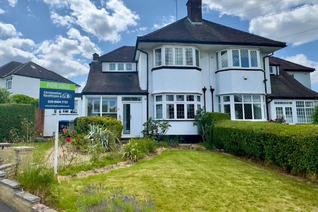 Woodhill Crescent, Harrow, HA3 3 bed semi