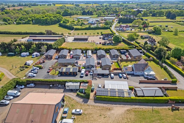 Newbourne, Woodbridge 2 bed mobile home for sale