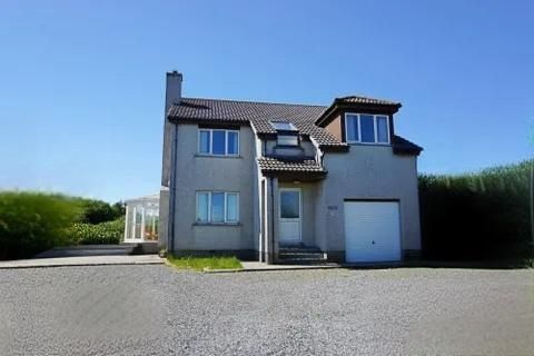 4 bed detached house