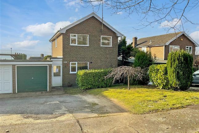 3 bed link detached house