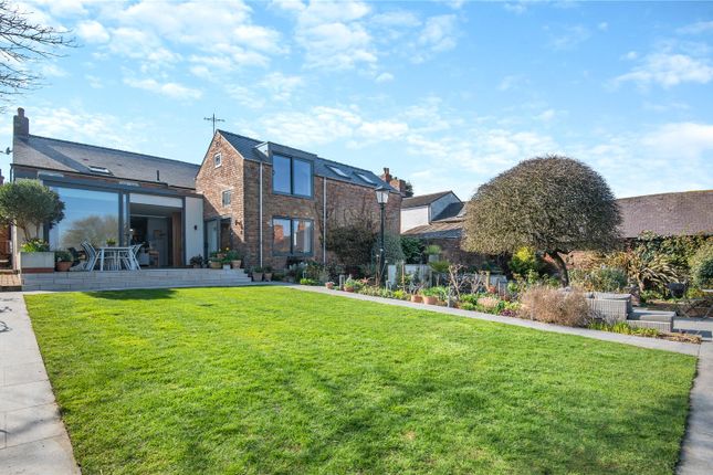 Linden Walk, Louth, Lincolnshire, LN11 4 bed detached house for sale