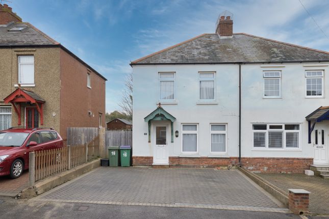 Heritage Road, Folkestone, CT20 2 bed semi