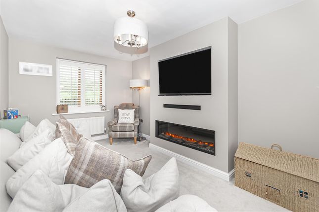 4 bedroom terraced house for sale
