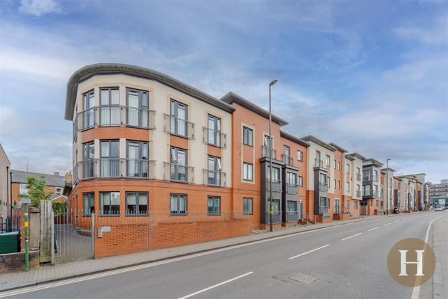 2 bed flat