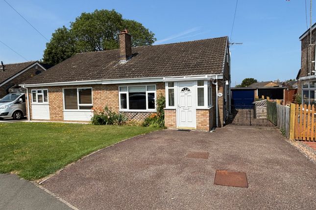 3 bedroom semi-detached bungalow for sale