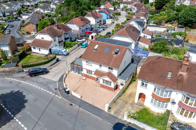 Barnhill Road, Newton Abbot TQ12 5 bed detached house for sale
