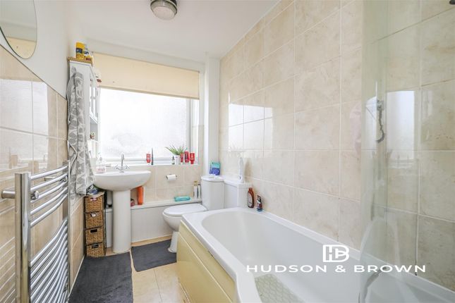2 bed flat