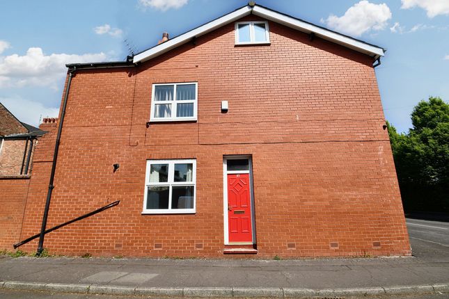 3 bed end terrace house