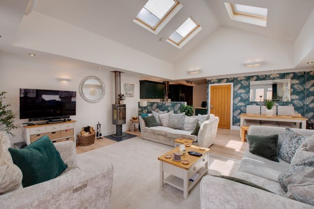 Wellington Road, Bromsgrove... 2 bed bungalow for sale
