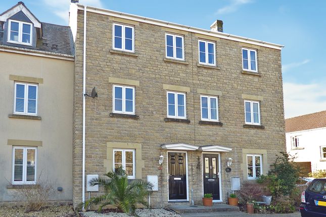 4 bedroom terraced house for sale