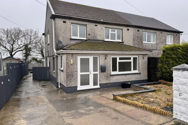 Penyrallt, Garnant, Ammanford 3 bed semi