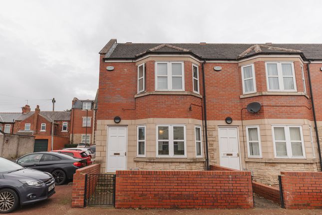 Alnwick Street, Newcastle upon Tyne NE15 2 bed end of terrace house for sale