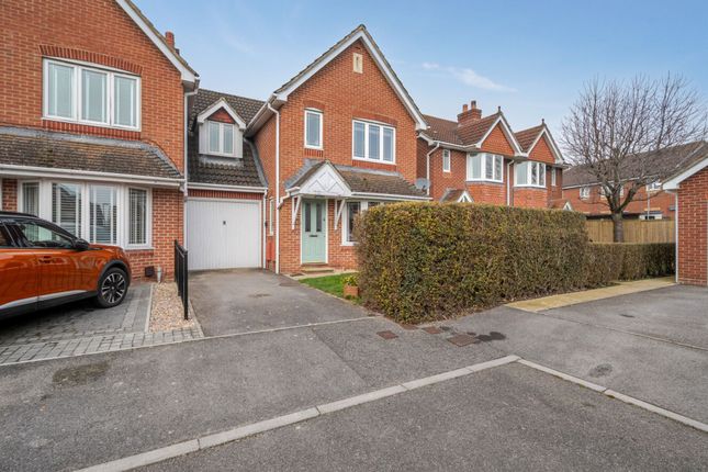 Grebe Close, Emsworth, PO10 3 bed terraced house for sale