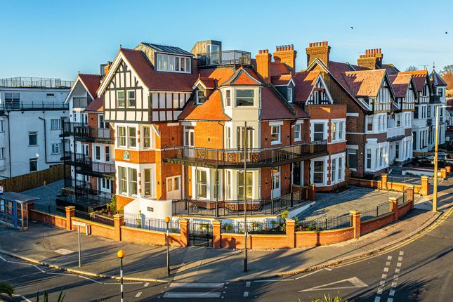 3 bedroom apartment for sale