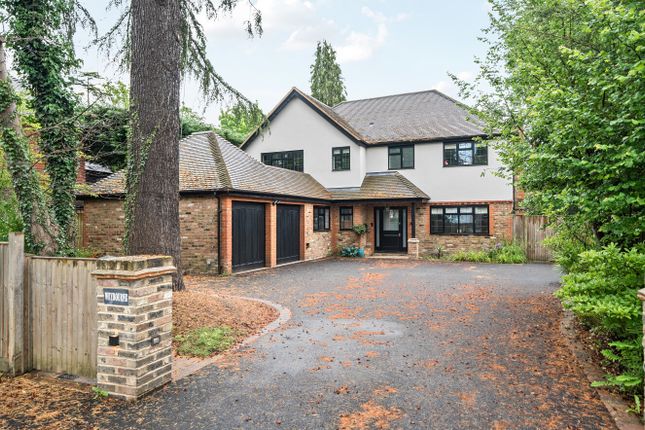 5 bed detached house