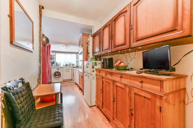 4 bed terraced house