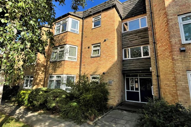 Victoria Road, Scarborough, North... 2 bed apartment for sale