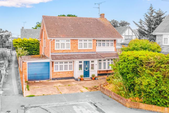 Brackendale Close, Hockley SS5 4 bed detached house for sale