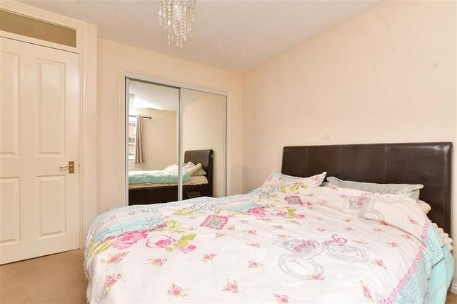 1 bed flat