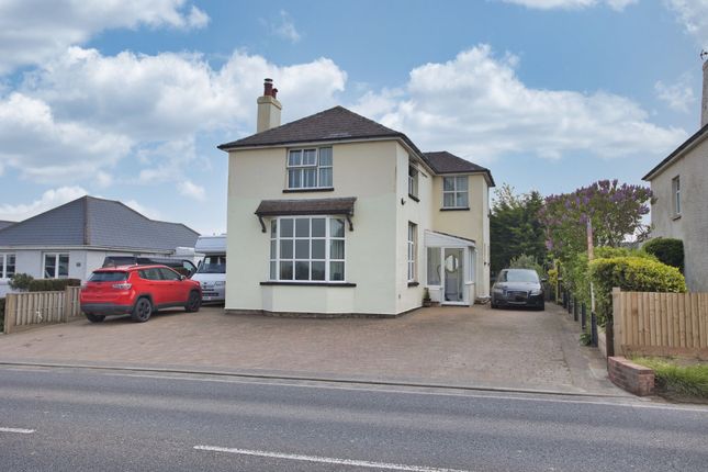 3 bed detached house